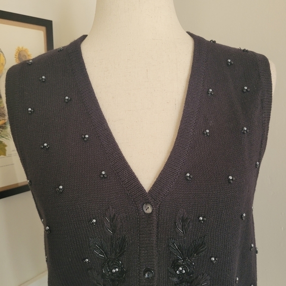 Vintage Gina Peters Floral Embroidered Beaded Knit Vest Black Size Medium - Picture 5 of 9